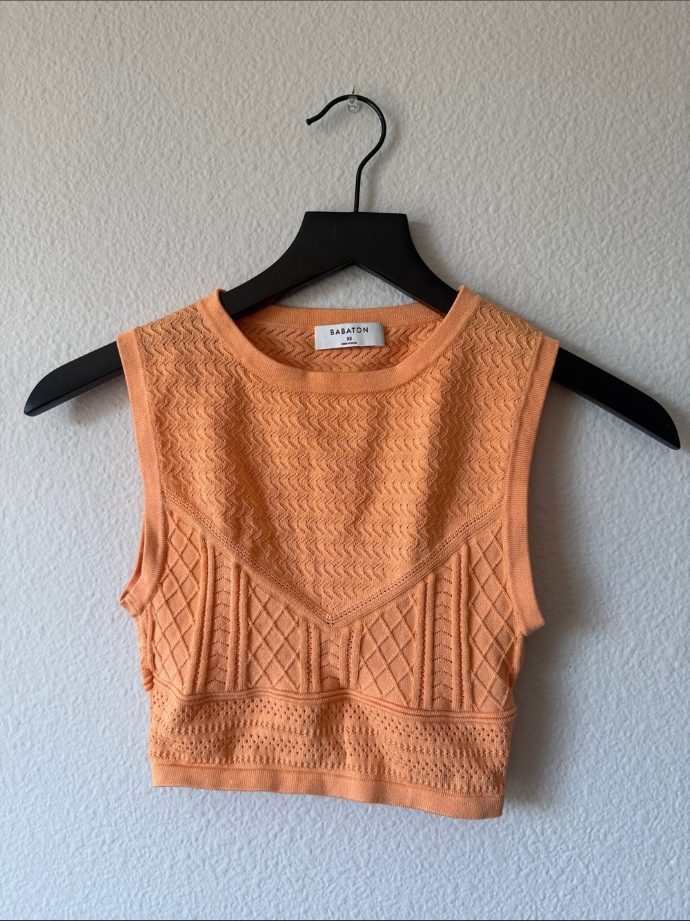 Babaton Peach Textured Knit Sleeveless Crop Top XS